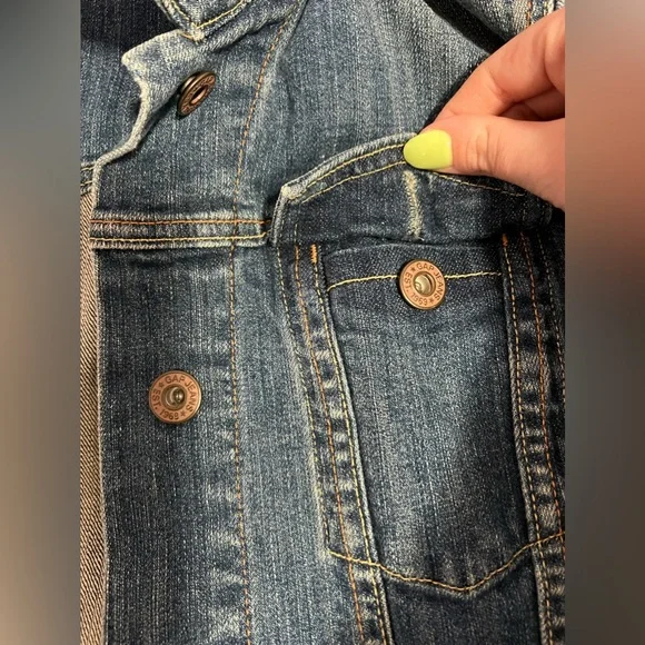 Gap Jean Jacket - Picture 6 of 6